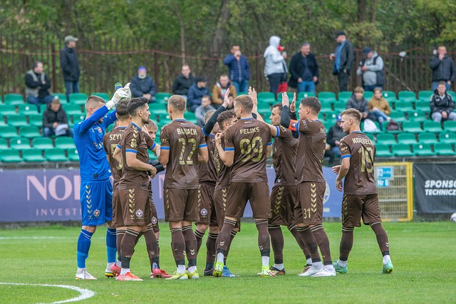 更是两支球 更是两支球