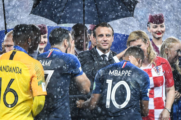 露具体名字 露具体名字